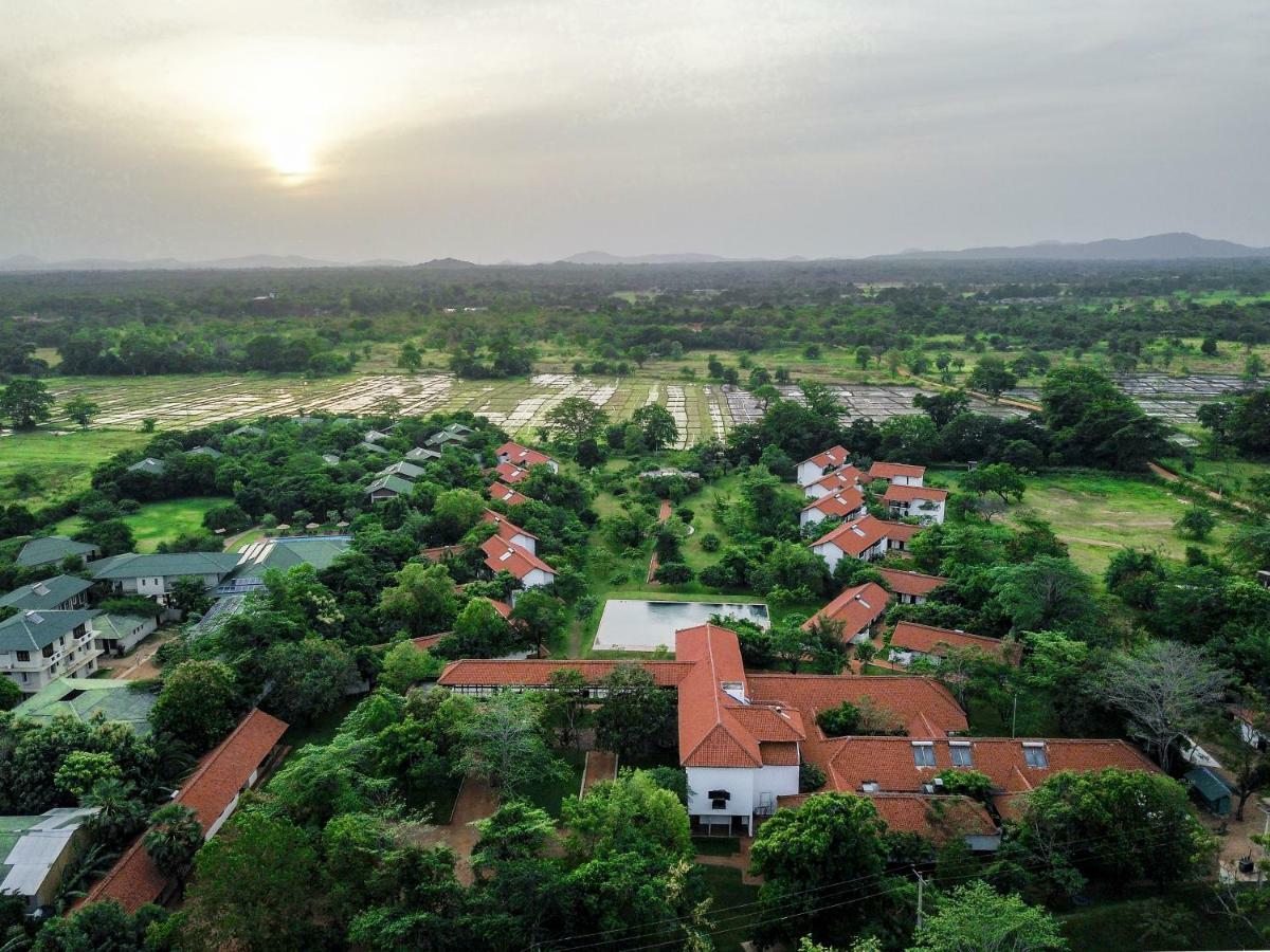 Sigiriyajungles Resort & Spa מראה חיצוני תמונה